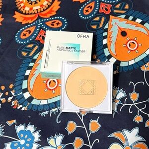 OFRA Pure Matte Finishing Powder - Light